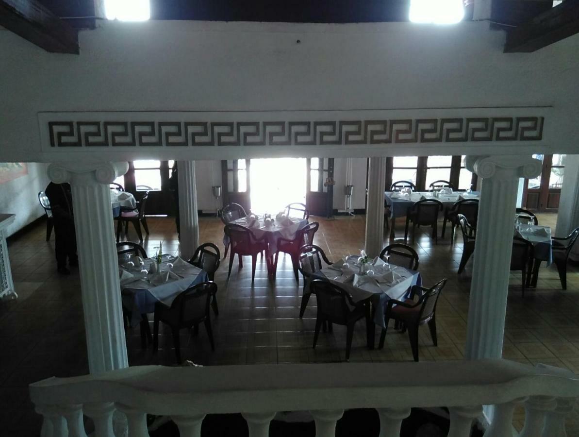 Hotel Restaurant Hellenique Appartements Kigali Esterno foto