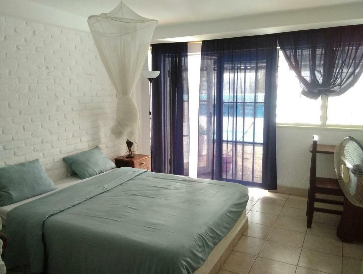 Hotel Restaurant Hellenique Appartements Kigali Esterno foto